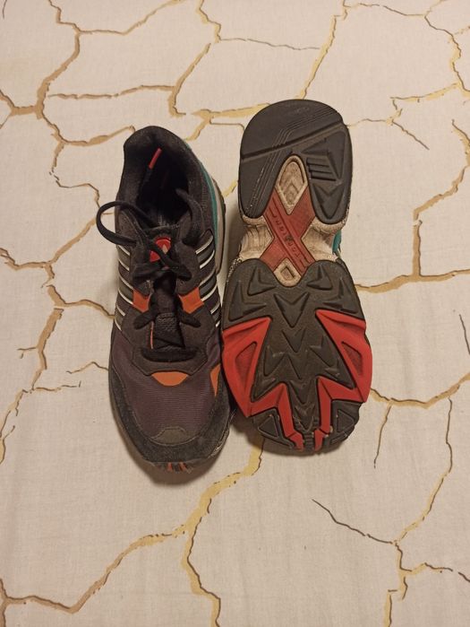 Чоловічі кросівки Adidas, Адідас.