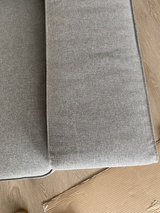Capas de sofa de dois lugares kivik cinza praticamente novas