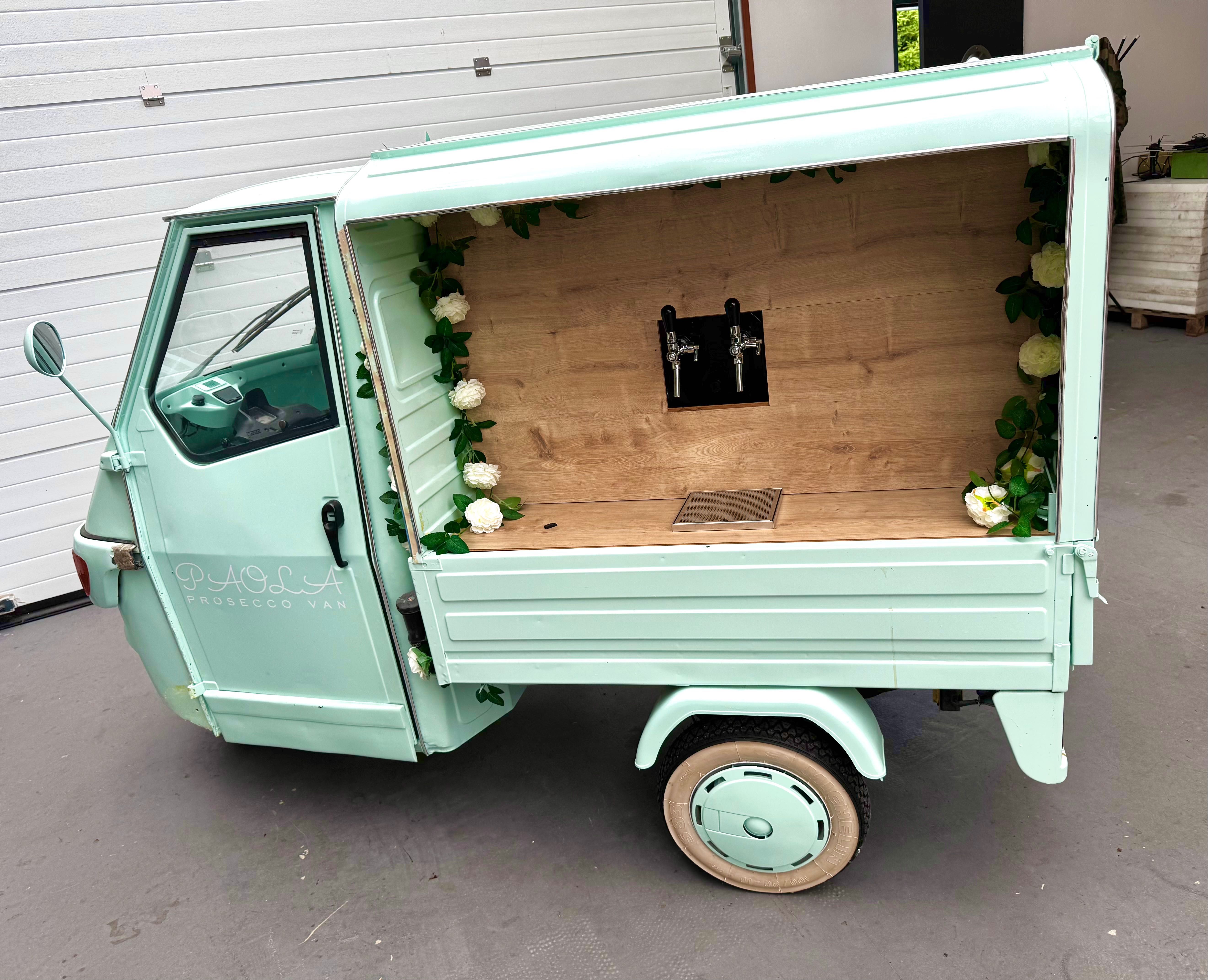Piaggio APE 50 | Prosecco Van |