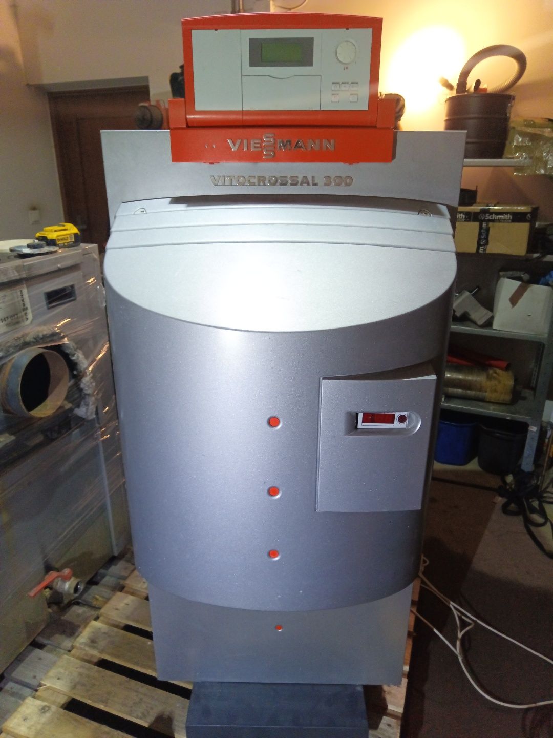 Viessmann Gazowy piec  ,kocioł kondensacyjny vitocrosal 300