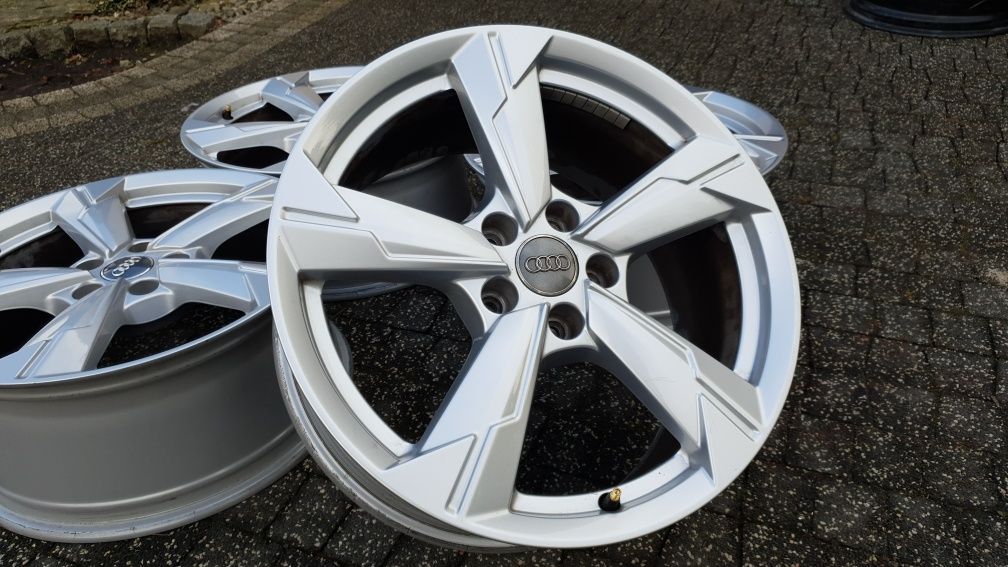 Audi 18" oryginal A6 C8 5x112  et39 A3 A4 B8 B7 C7 Q3 Q5  super stan