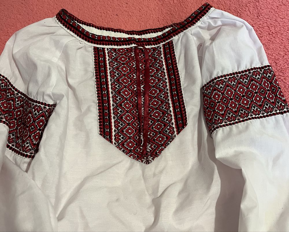 Вишиванка для дівчинки