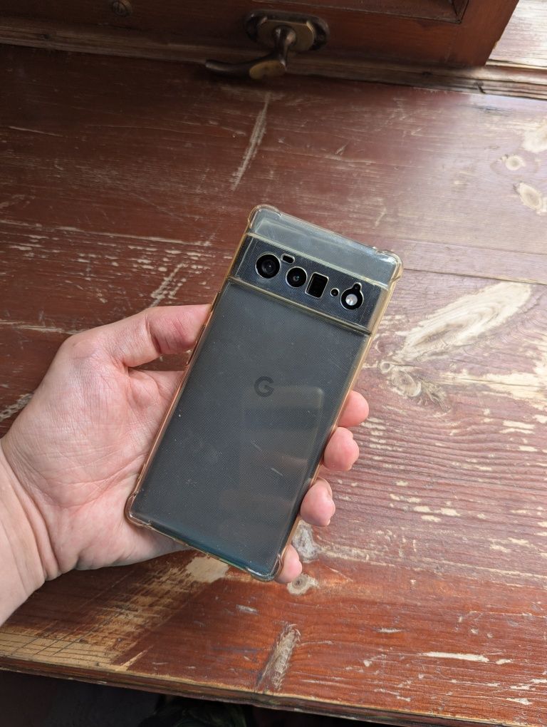 Смартфон Google Pixel 6 Pro 12/128GB Neverlock в отличном состоянии