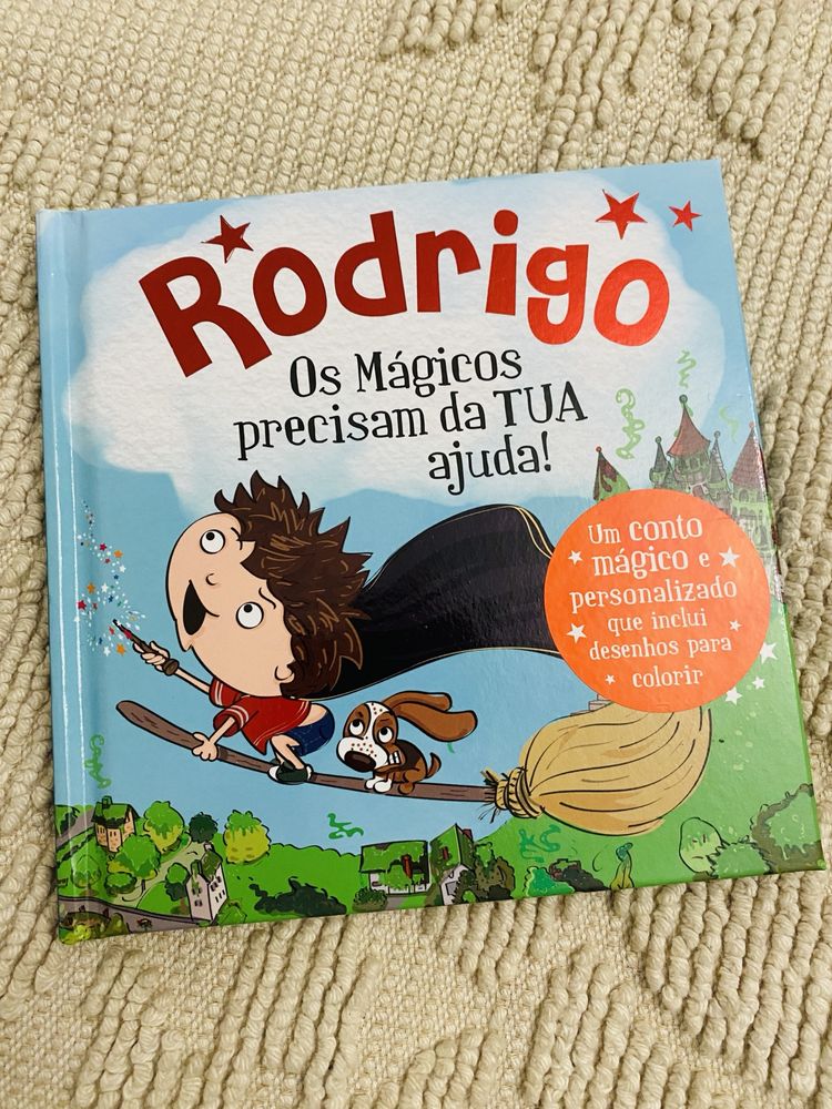 Livro Rodrigo - Os mágicos precisam da tua ajuda