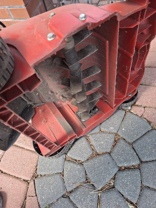 Wertykulator do traw MTD VE30