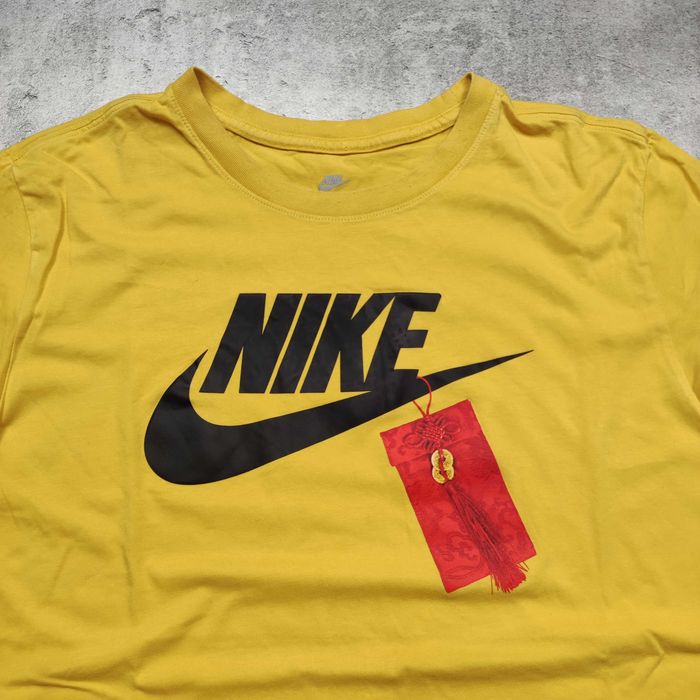MĘSKA Koszulka Bawełna Duże Logo Nike Grafika Żółta Sportswear Active