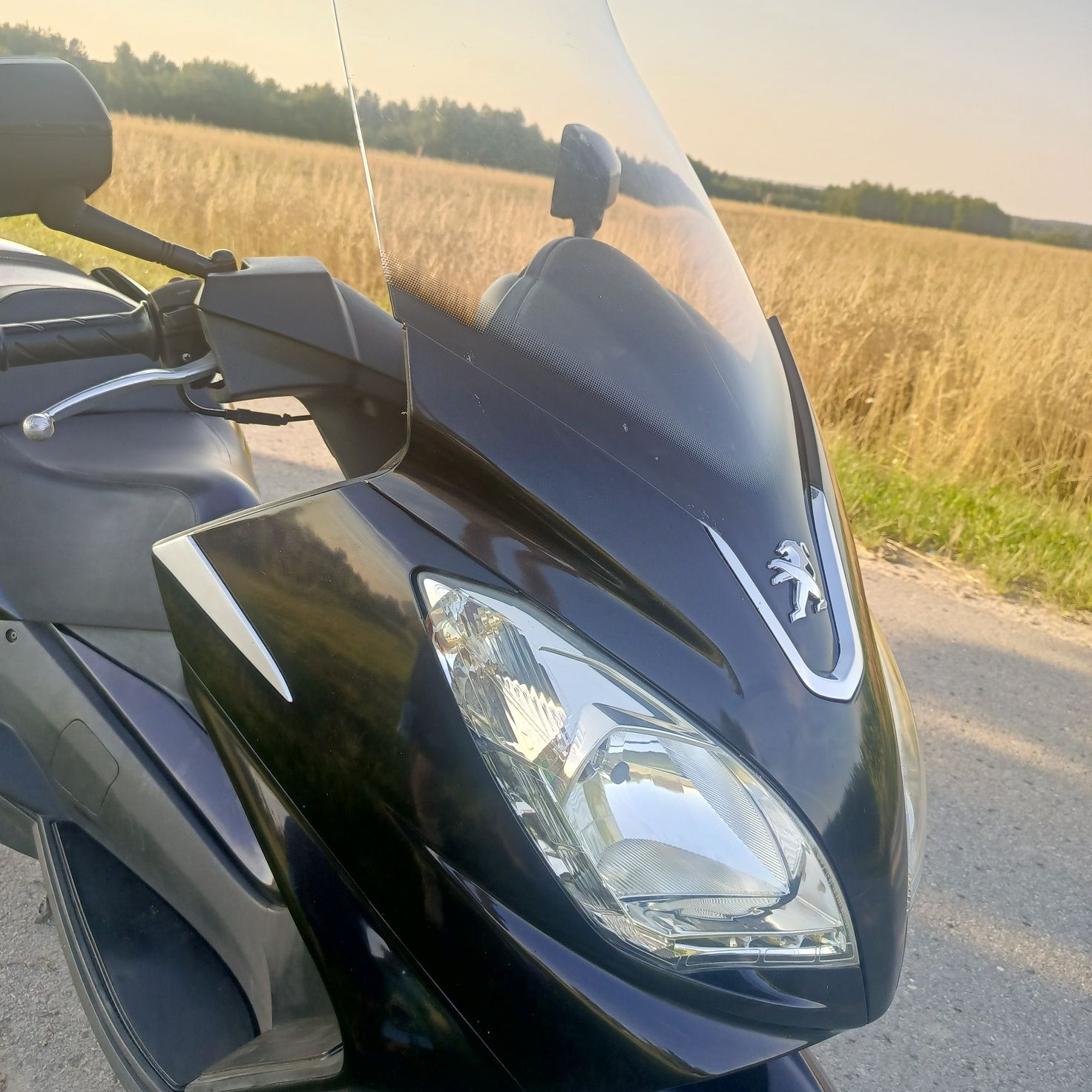 Peugeot satelis 125 lift nowe opony