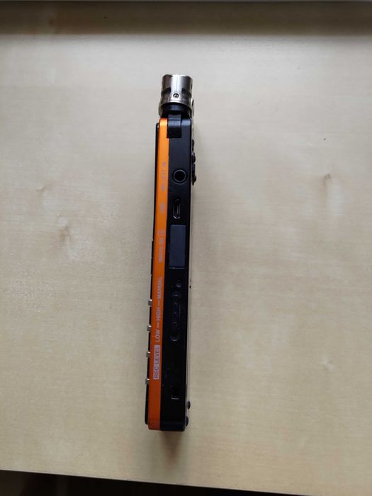 Rejestrator dźwięku dyktafon Tascam DR-08