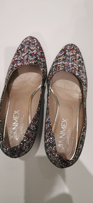 Buty czółenka pantofle na obcasie 37