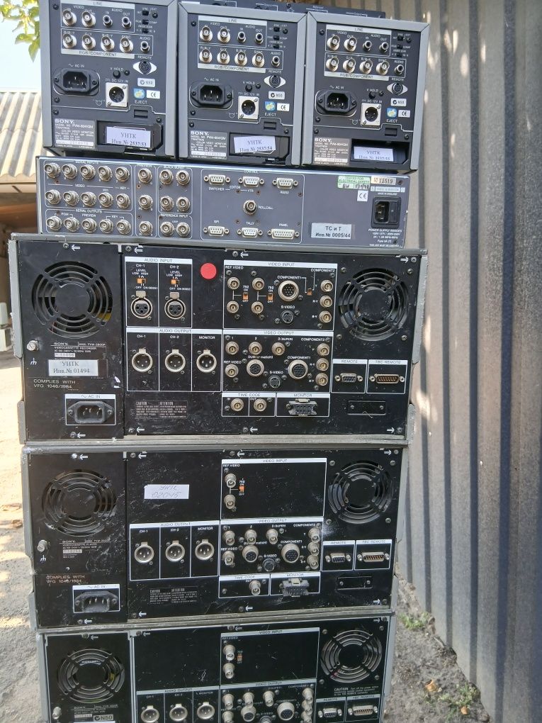 Студійний відеомагнитофон SONY PVW-2800P