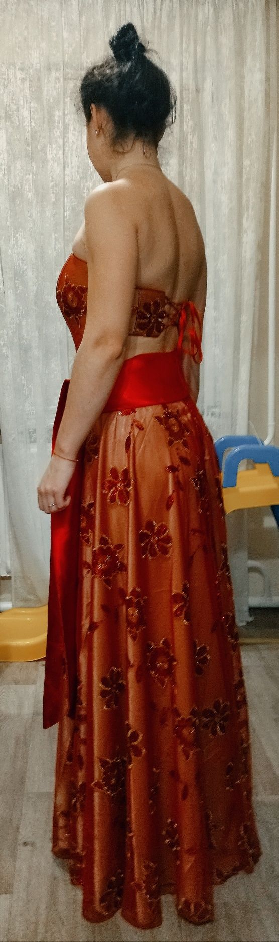 Вечернее шикарное платье