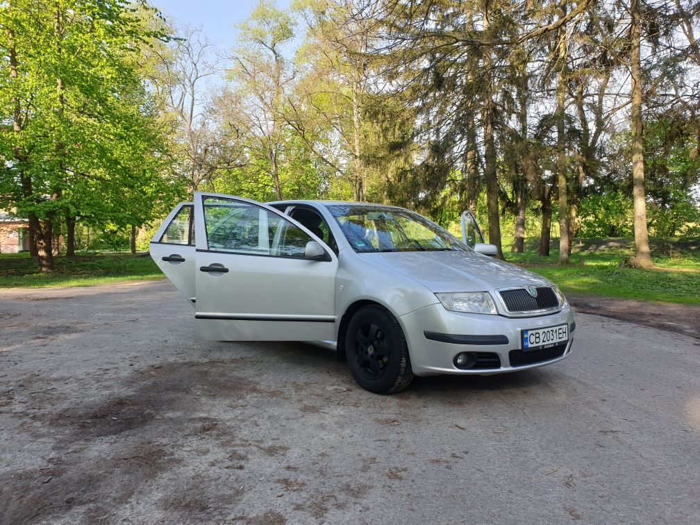 Продам автомобиль Skoda Fabia 2006р.