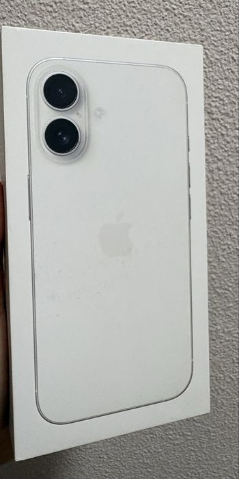Iphone 16 128GB branco.