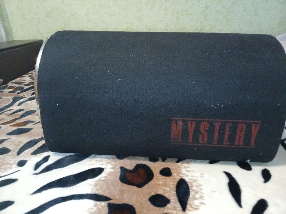 Продам сабвуфер та карбюратор 2105