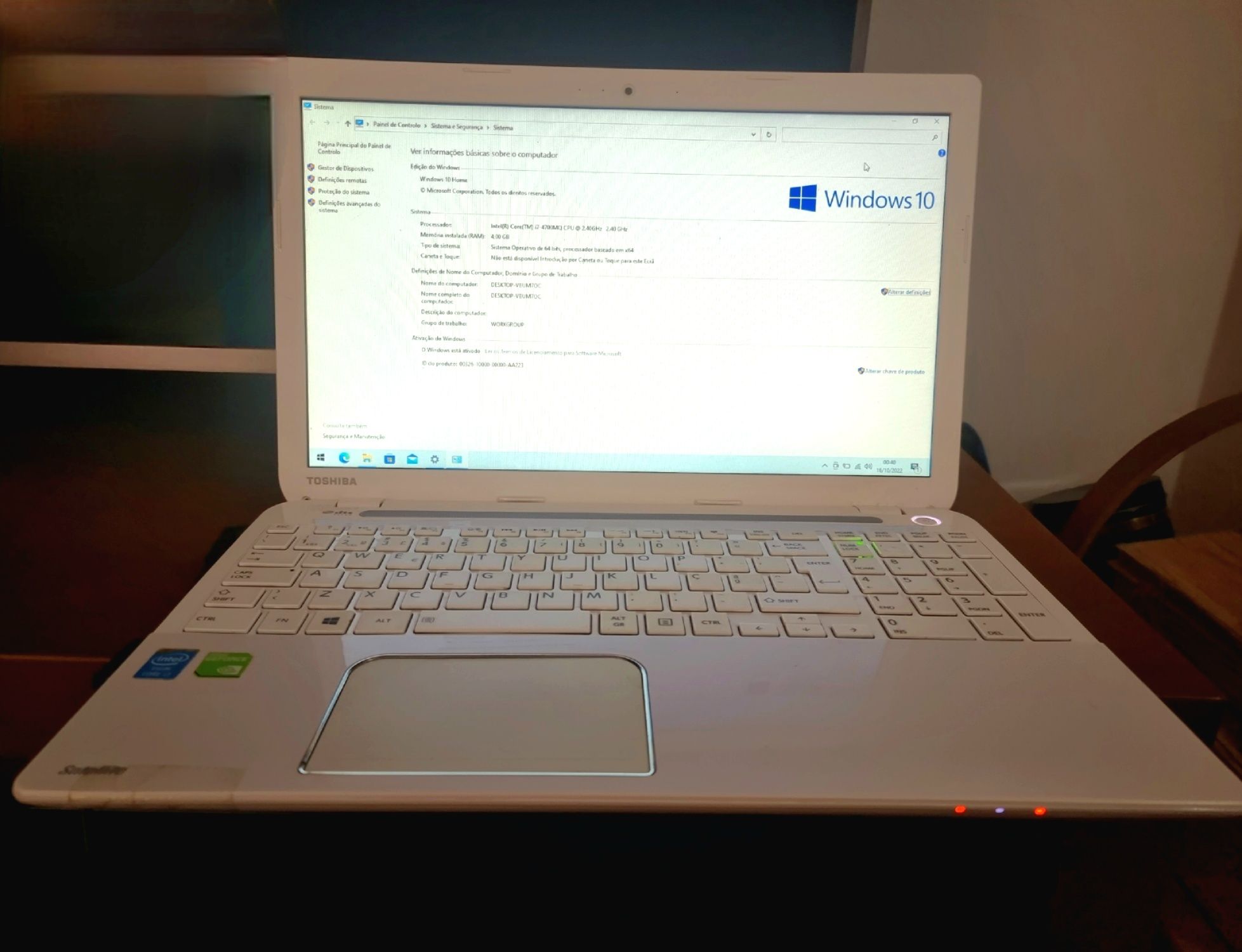 Vendo portátil i7  usado toshiba satellite l50 computador wifi NVIDIA