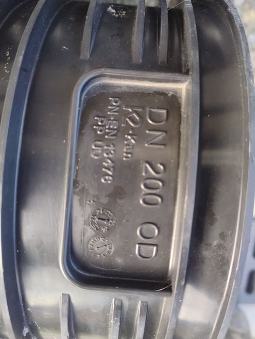 Rura drenarska Kaczmarek 200 SN8 czarna 6m perforacja 360st.