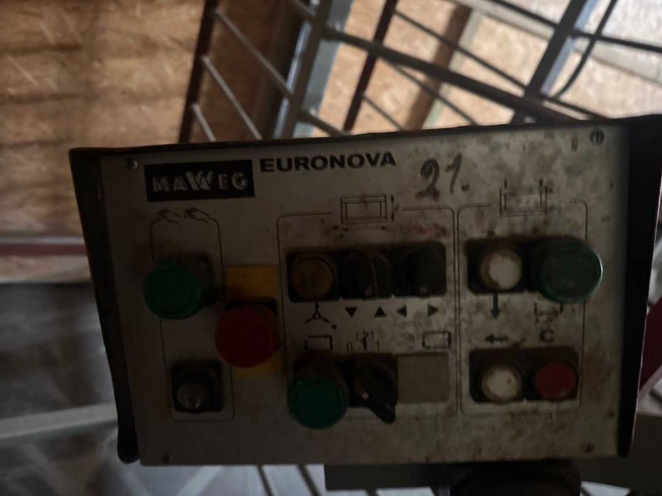 Hydrauliczna prasa ramowa do okien MAWEG EURONOVA QUICKOMAT