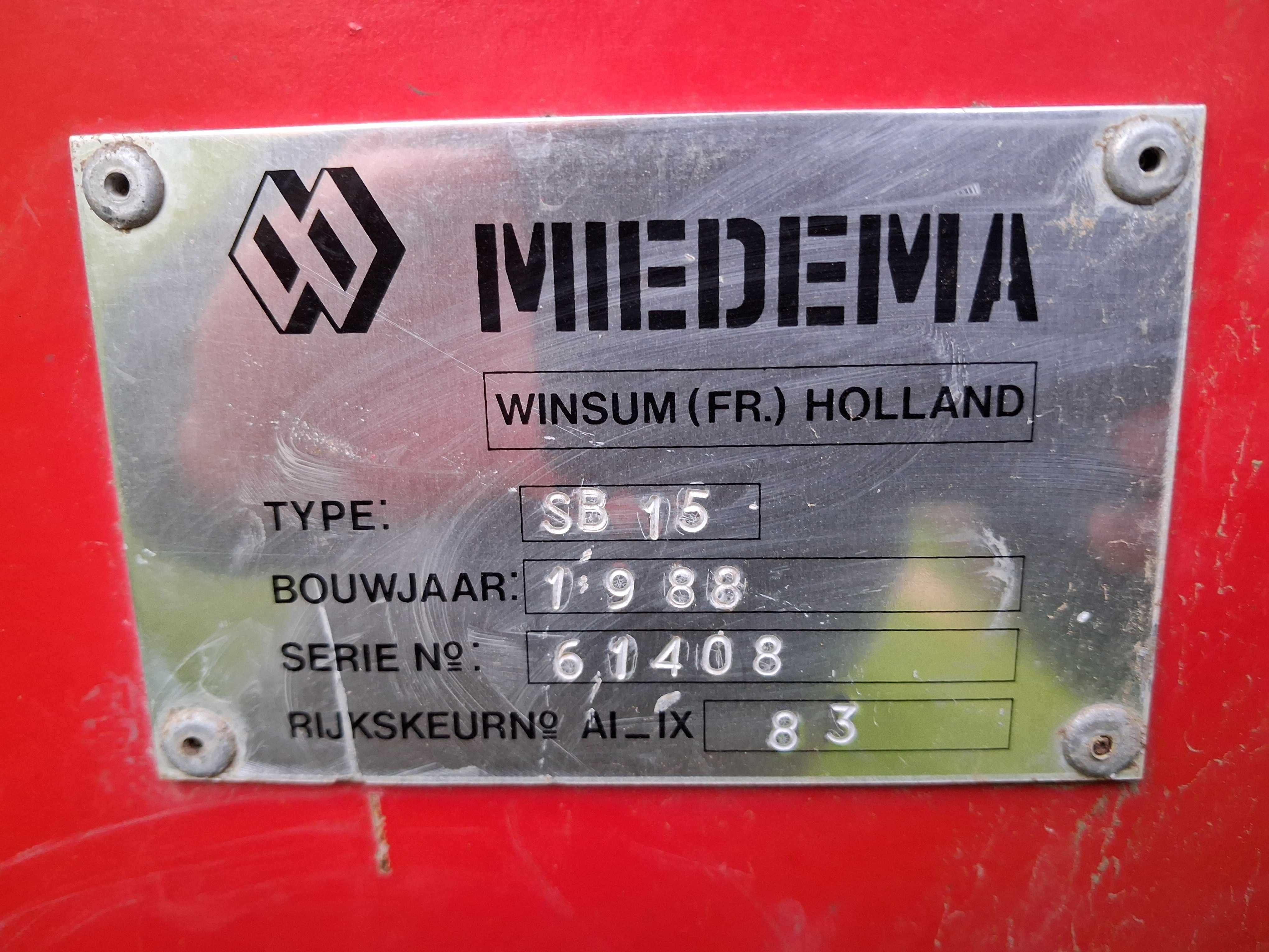 Kosz przyjęciowy Miedema Sb 15