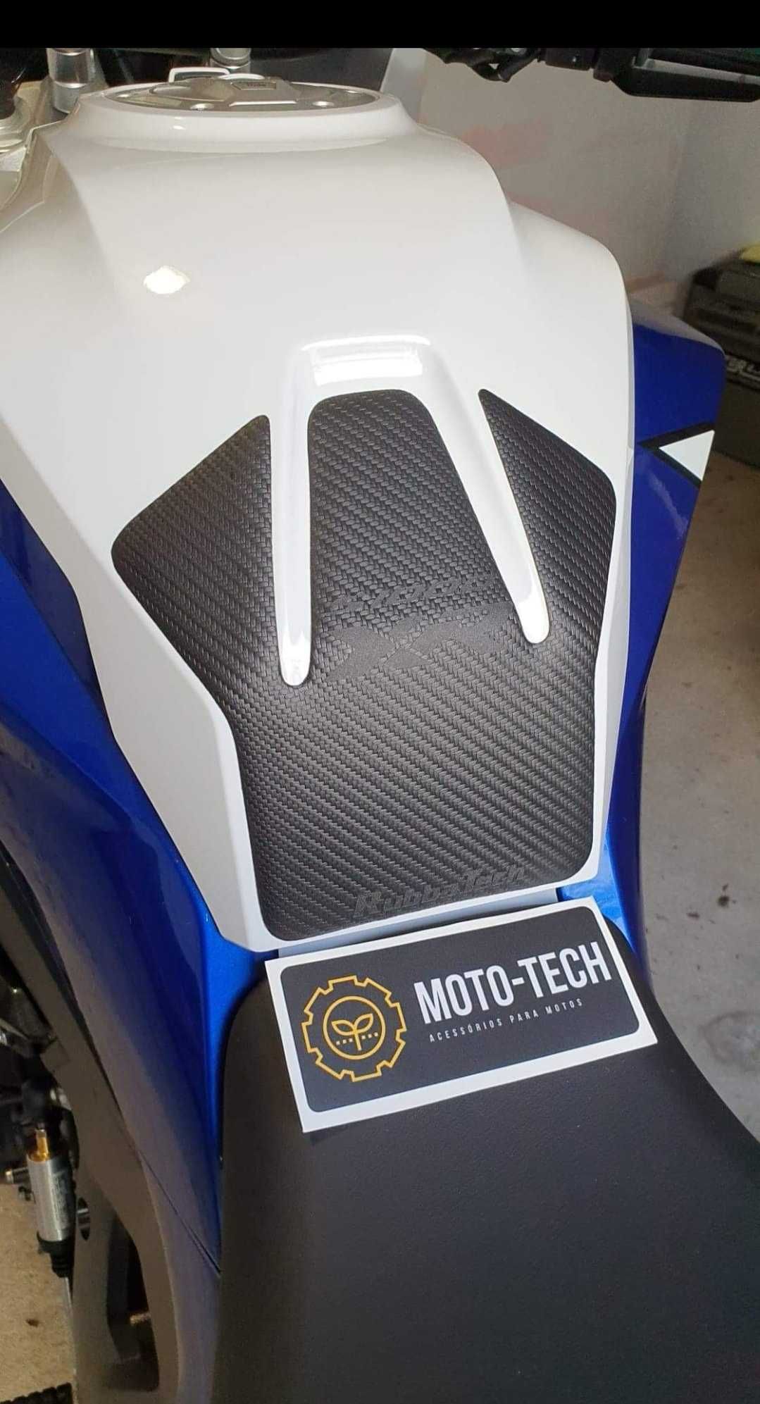 Tank pads Rubbatech para modelos BMW