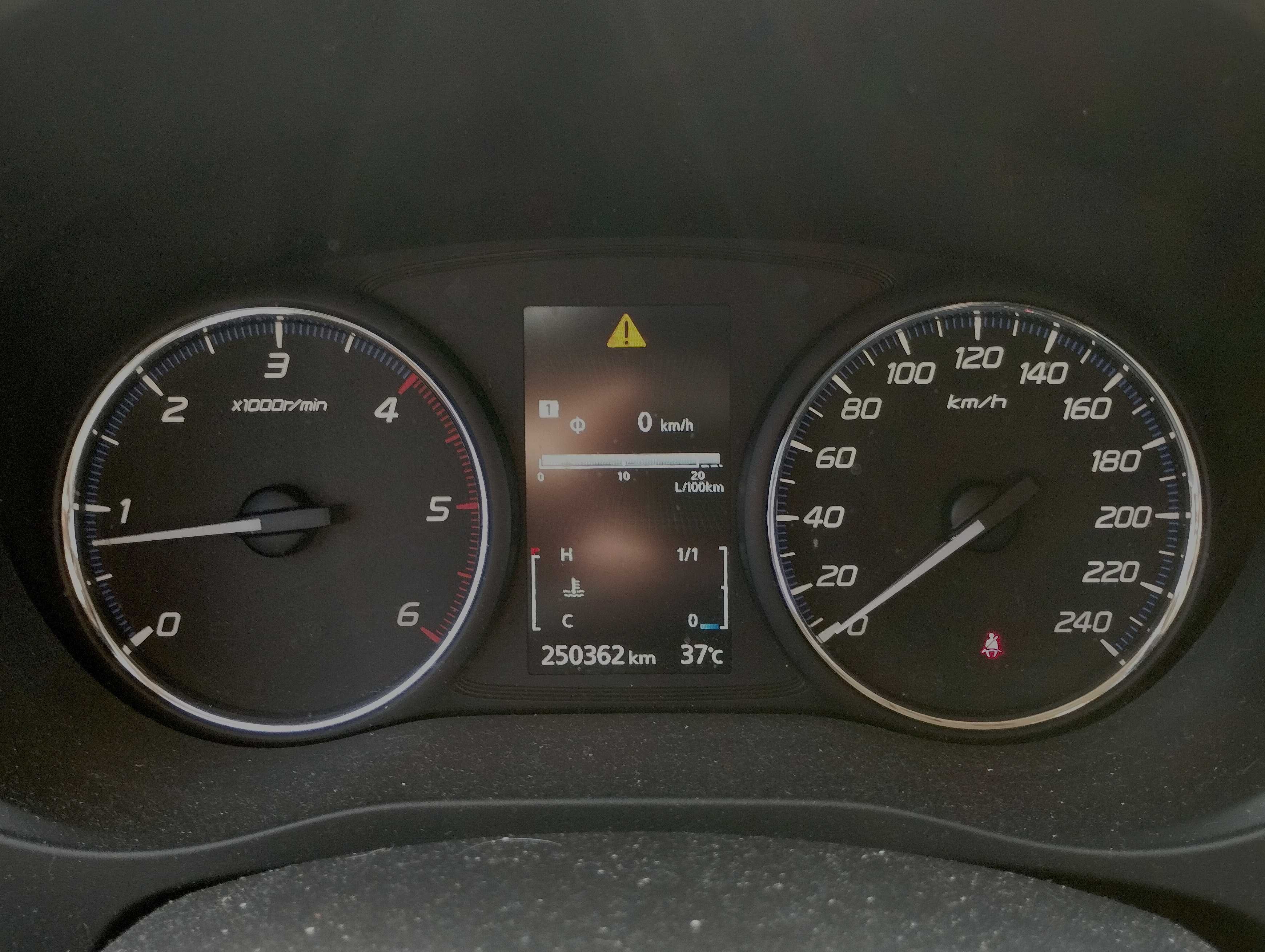 Mitsubishi Outlander 2.2 DI-D Instyle Navi