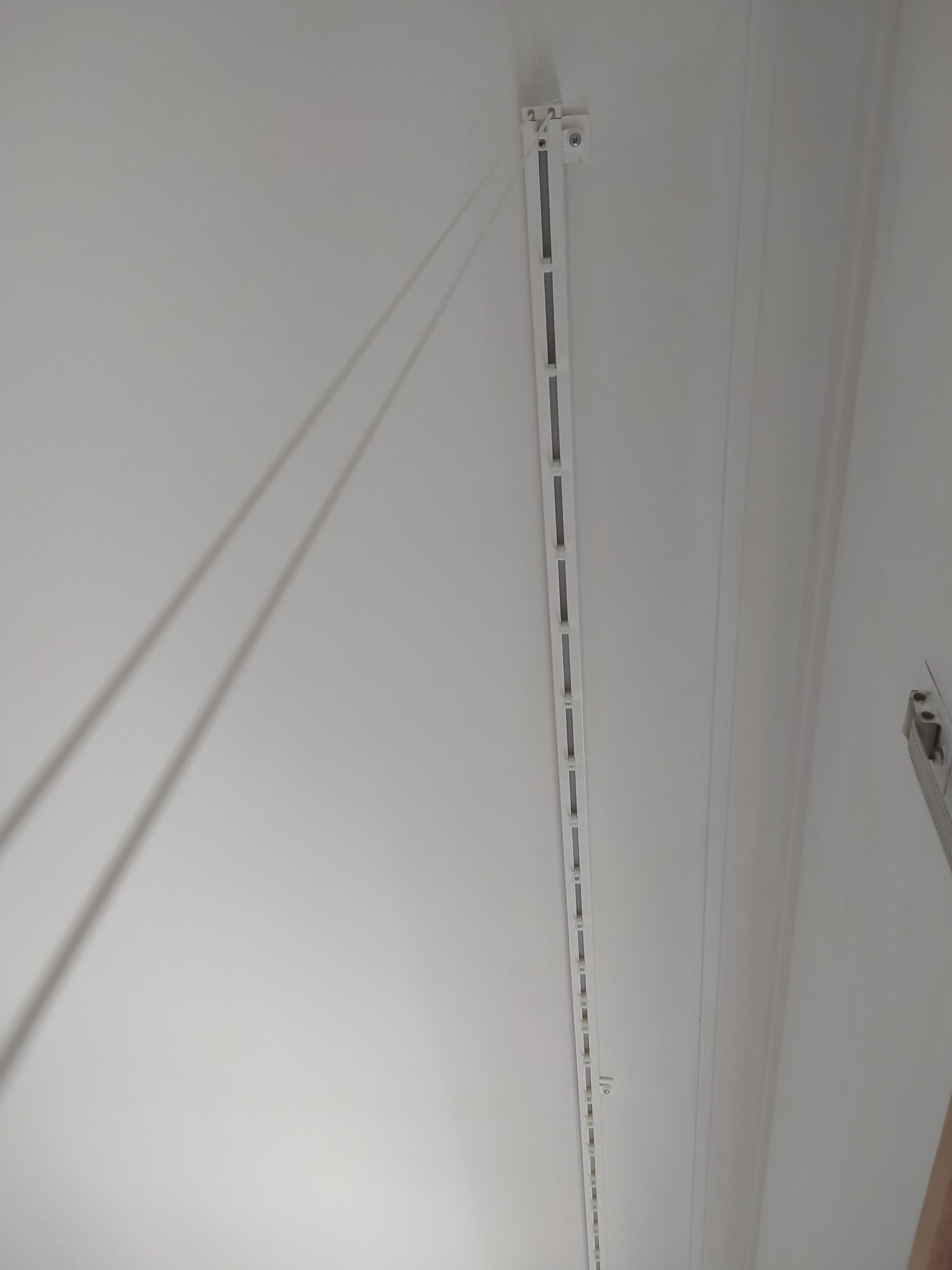 Calha para cortinado