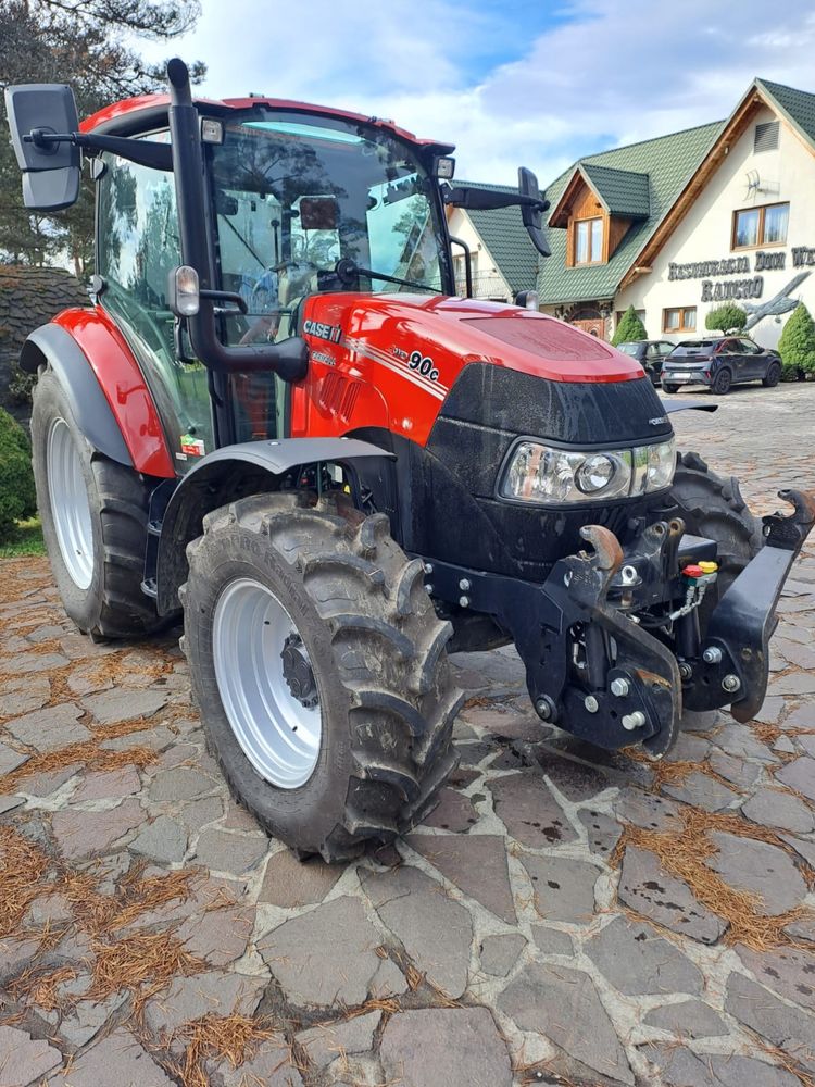 Case 90C salon Polska (New Holland)