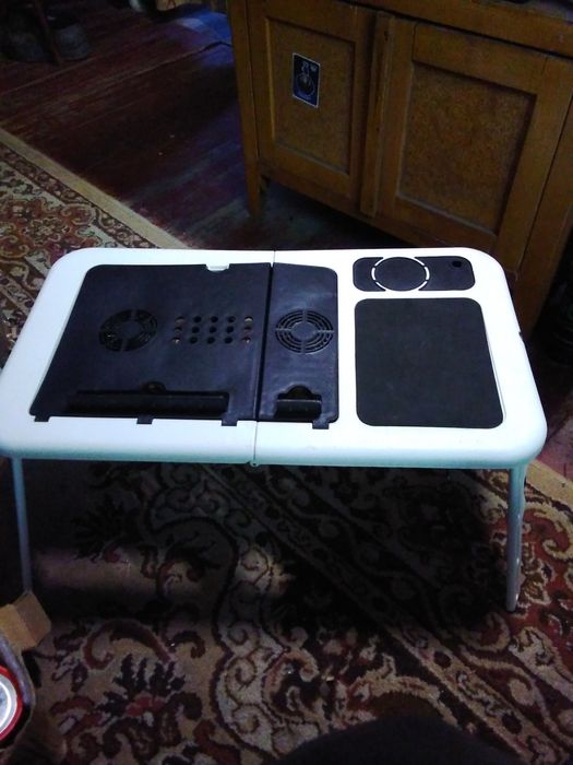 столик компьютерний