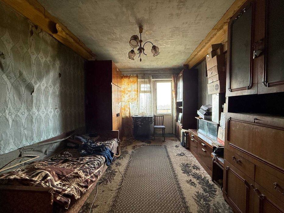 Продаж 2 кімн. квартири- вул. Михайла Грушевського (ДИМИТРОВА)