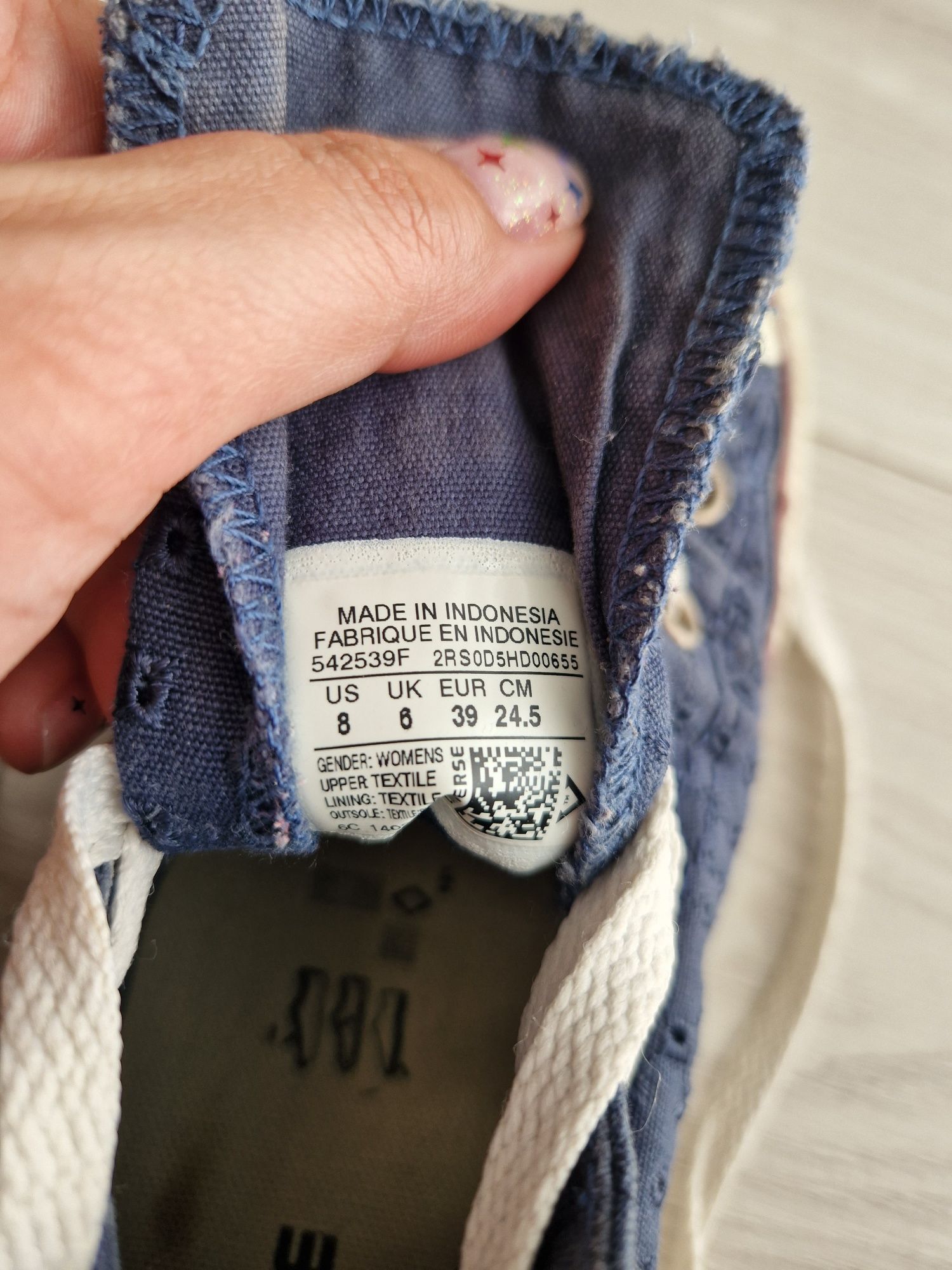 Granatowe trampki converse długie 39