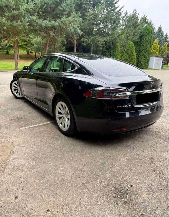 Tesla model S 2018