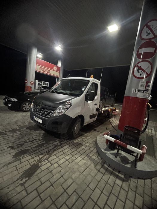 Послуги евакуатора Renault master 2016