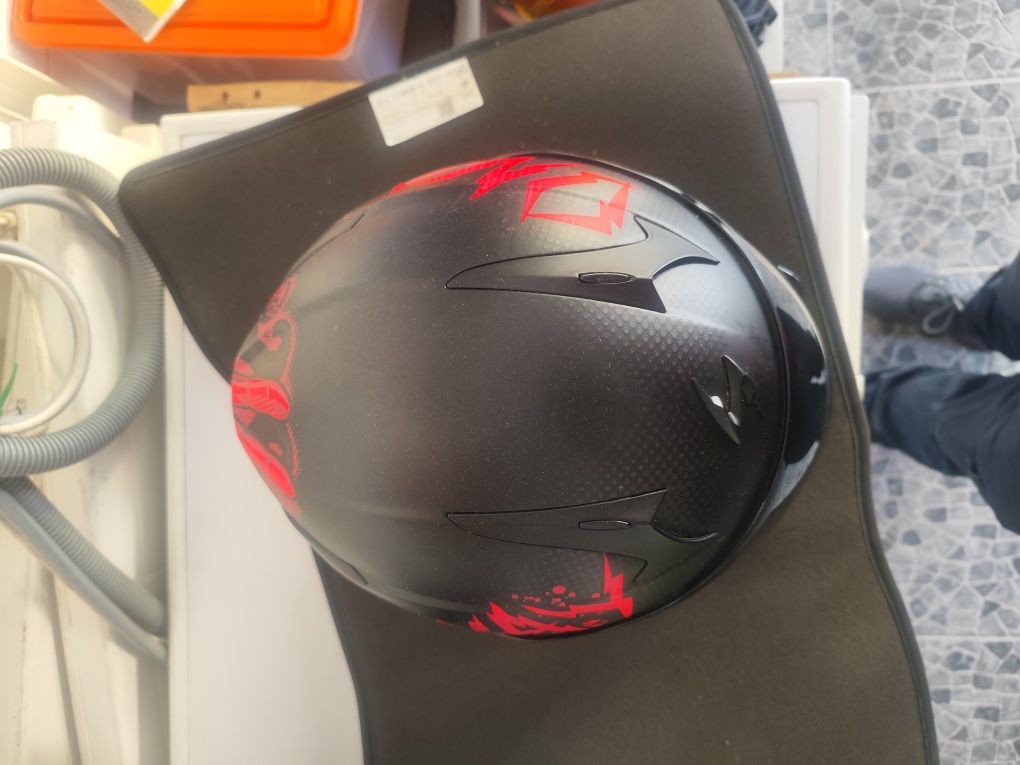 Capacete Exo 390 one way red edition