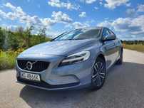 Volvo V40 D2 2.0 lift full LED webasto książka serwisowa nawigacja hak