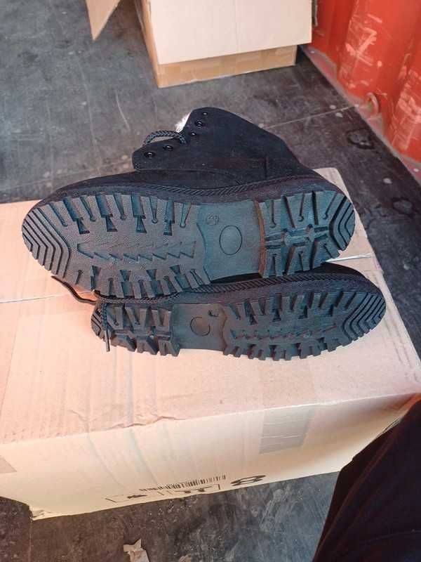 Buty zimowe ocieplane rozmiar 38 (52)