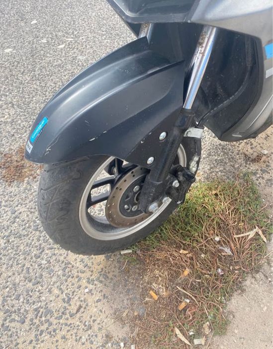 Scooter electrica
