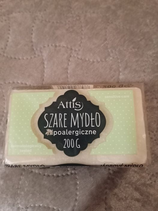 Szare mydło 4sztuki zestaw NOWE
Zestaw 4 sztuki 
Marka Struś
Nowe z me