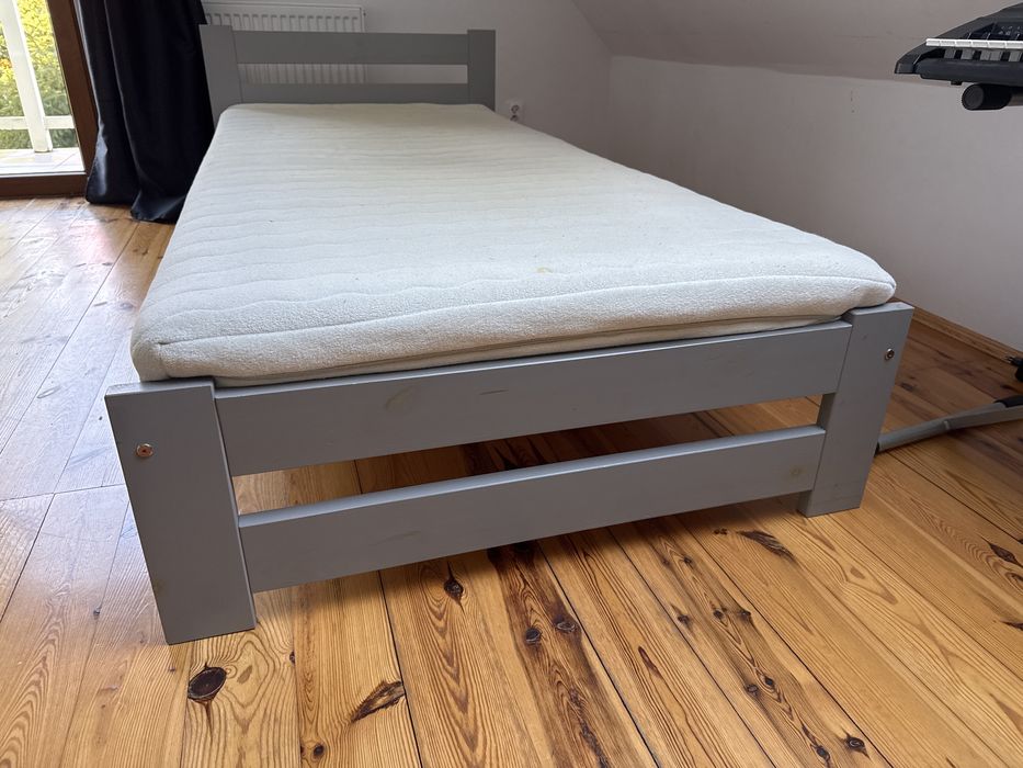 Łóżko z Materacem używane 98x205