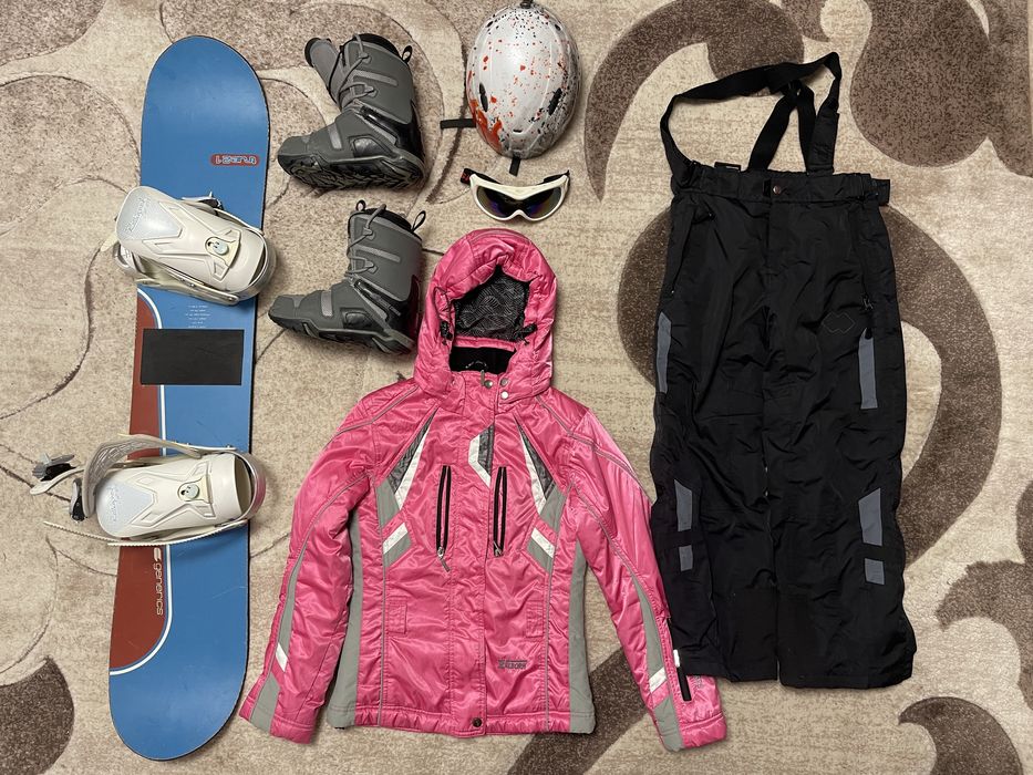 Сноуборд з ботами. Повний дитячий комплект