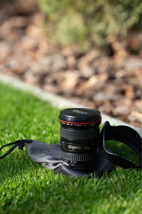 Canon  EF 17-40mm  1/4  L USM