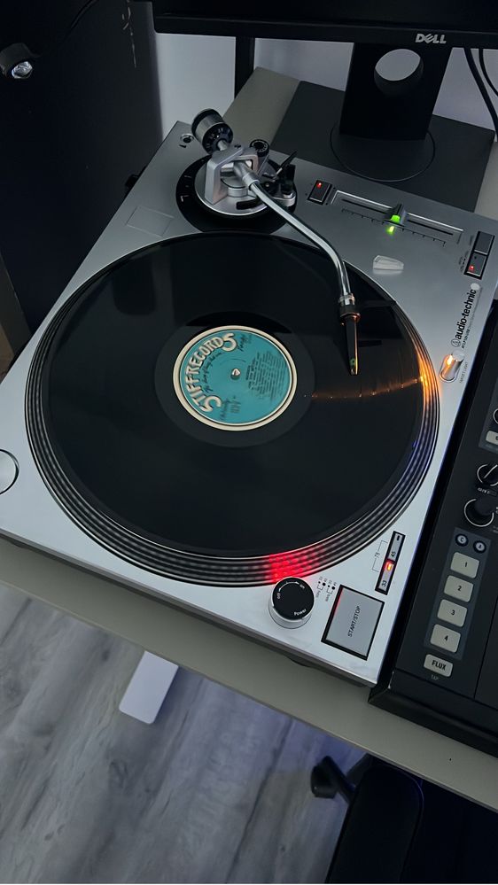 Gira-discos giradiscos turntable Audiotecnica AT-LP120 usb
