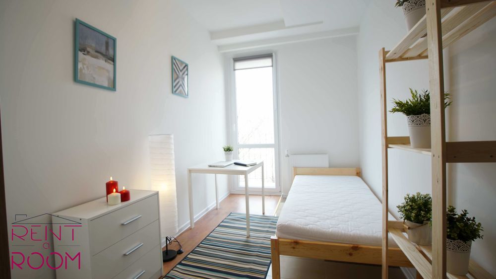 RENTAROOM.PL ENG RUS duży pokój z balkonem Manufaktura ul.Zachodnia