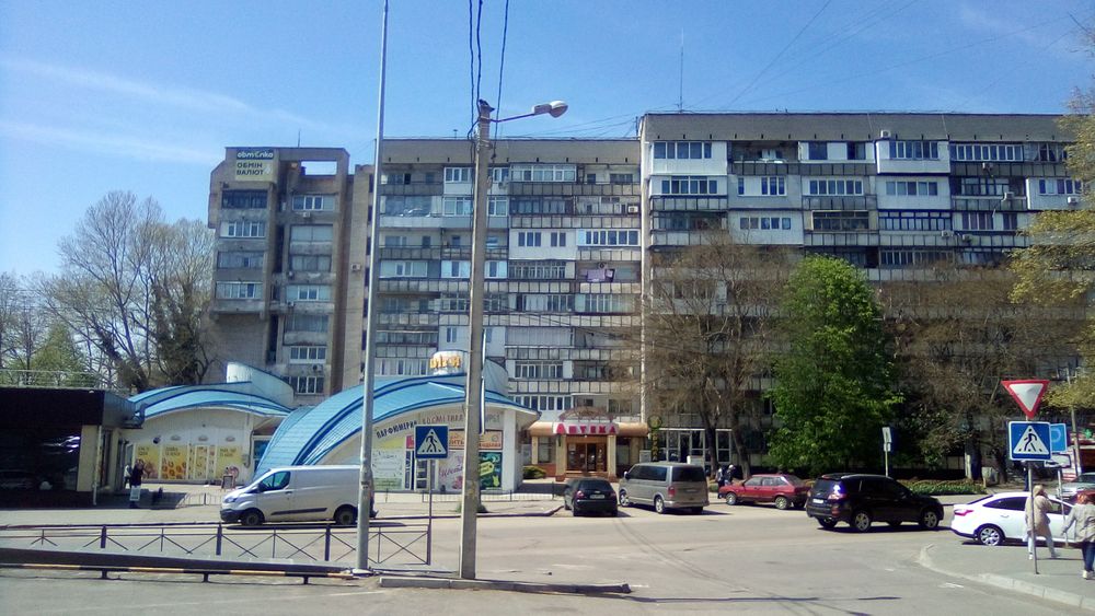 Посуточно Небольшая студия, 3-я Слободская, 49, 2 кровати  2/9 докуме