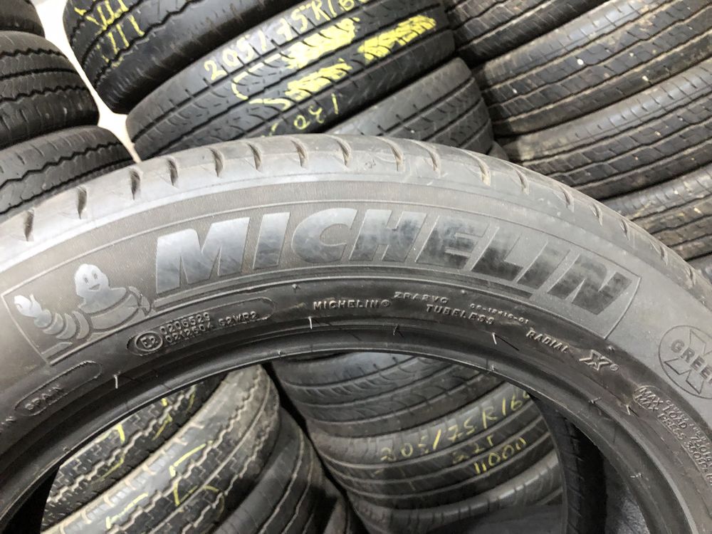 225/55R18 Michelin 2-шт Шиномонтаж-Protector