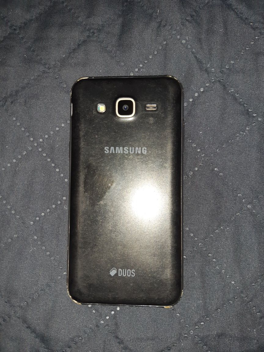 Самсунг Galaxy  j5