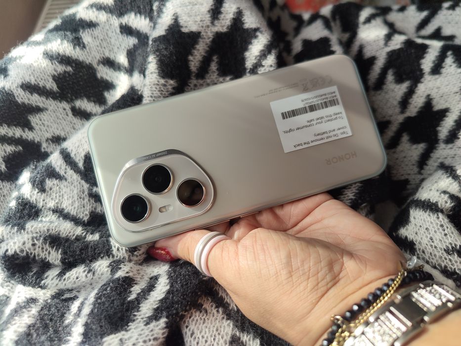 Honor 400 pro 12/512 GB