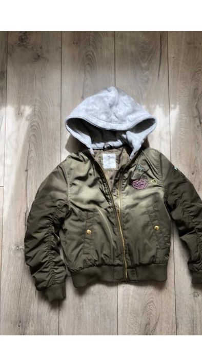 Куртка-бомпер H&M р. 134