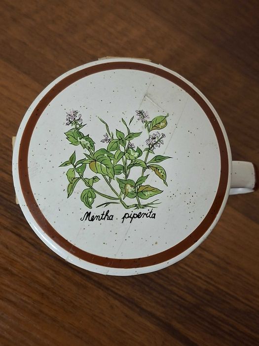 Ceramiczny kubek do parzenia ziół