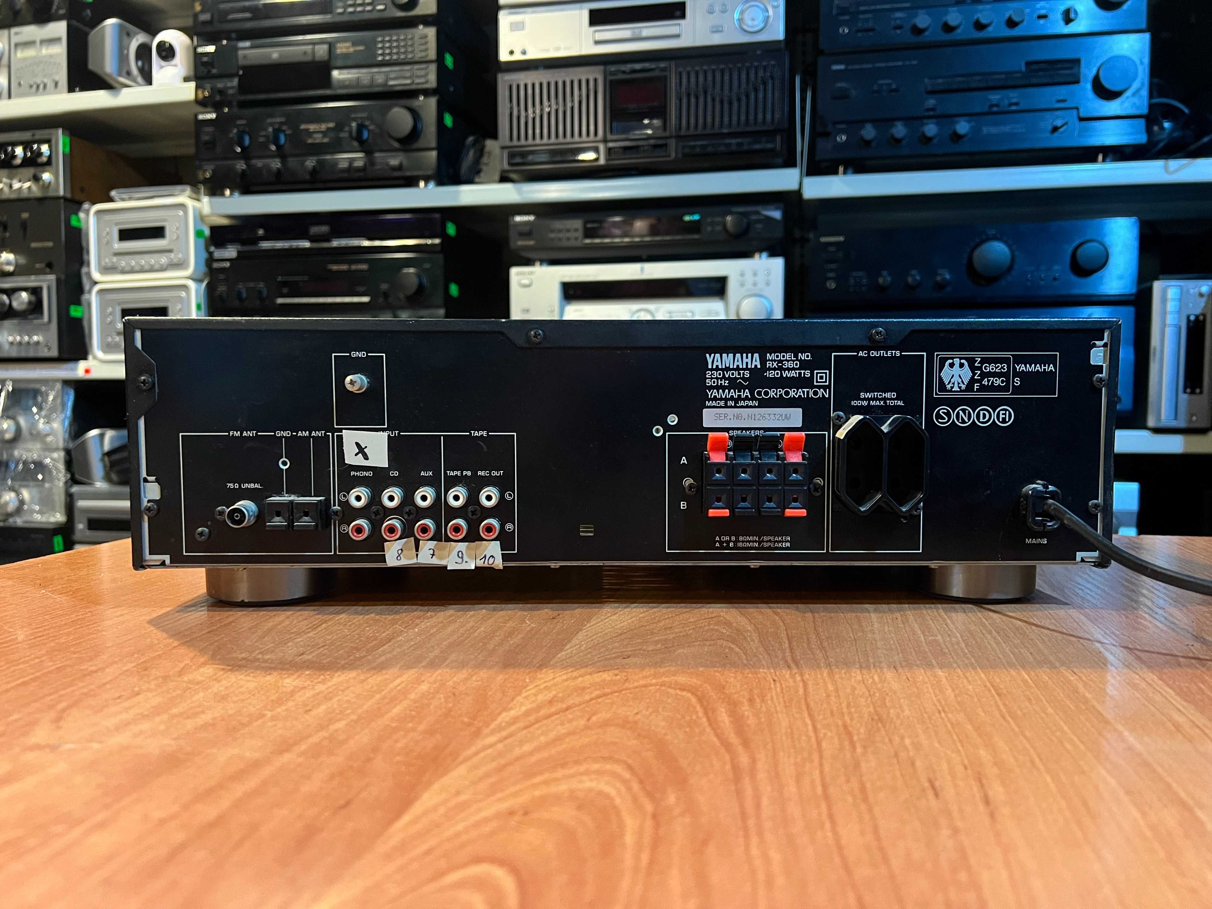 Amplituner Yamaha RX-360 Audio Room