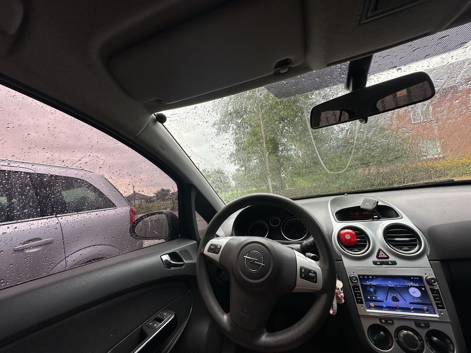 Продам Opel Corsa D