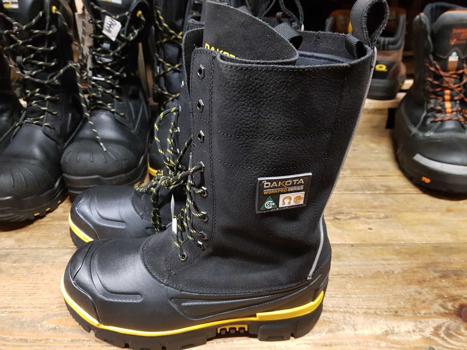 Buty robocze DAKOTA rozm 42 wkł 27 cm S3